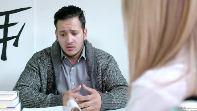 Старшекурсник трахает блондинку - #1